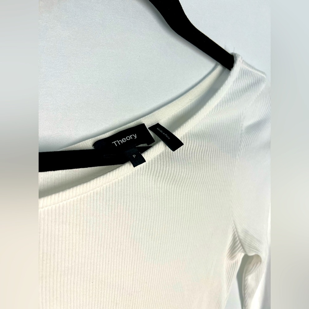Theory Off-Shoulder Ribbed Top - Picture 4 of 5